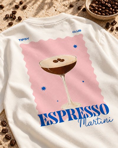 T-shirt Espresso Martini Club — photo d’ambiance et détail du motif