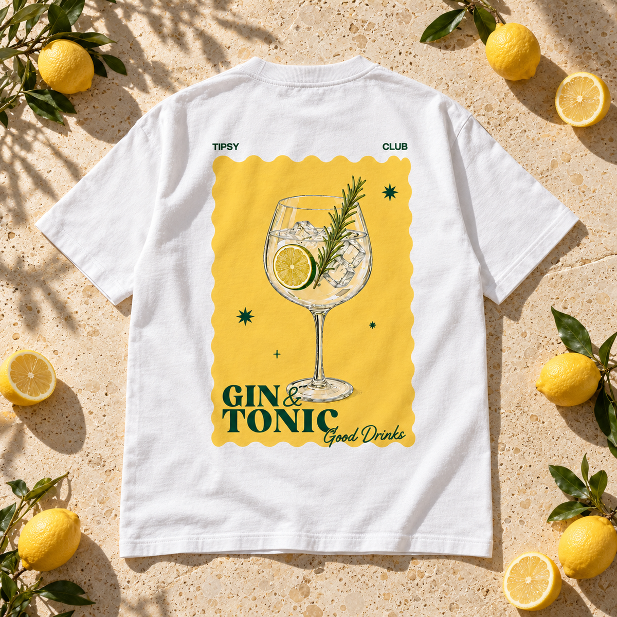 T-shirt Gin Tonic Club — photo d’ambiance et détail du motif