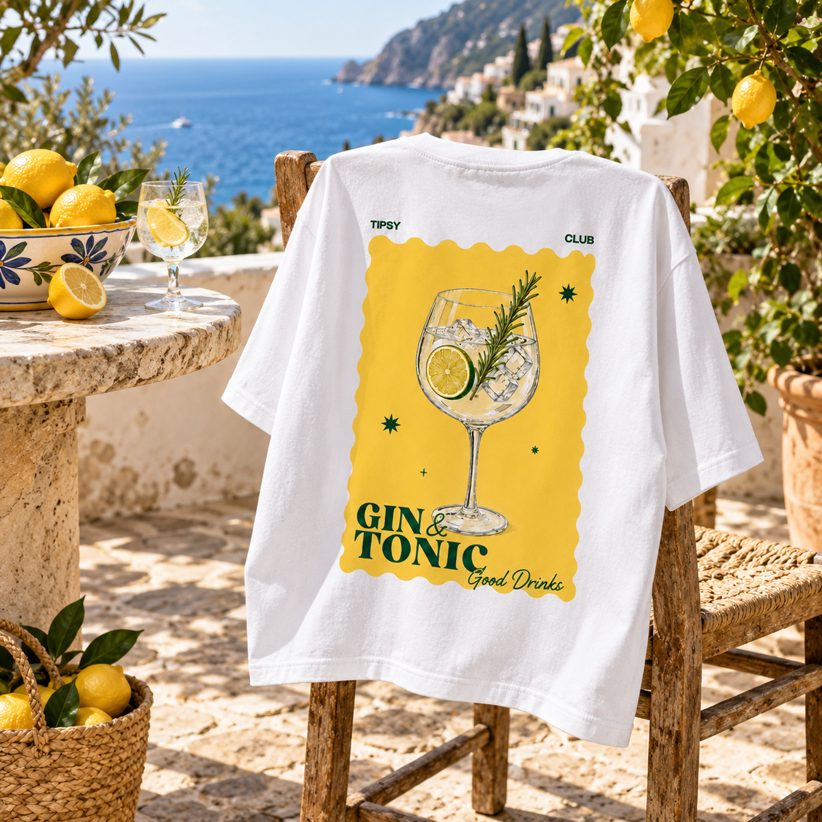 T-shirt Gin Tonic Club — photo d’ambiance et détail du motif