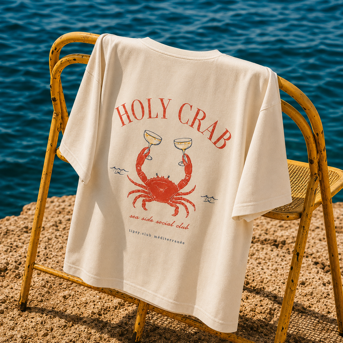 T-shirt Holy Crab — photo d’ambiance et détail du motif