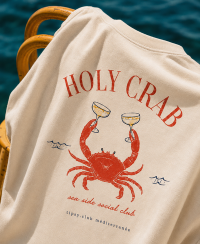 T-shirt Holy Crab — photo d’ambiance et détail du motif