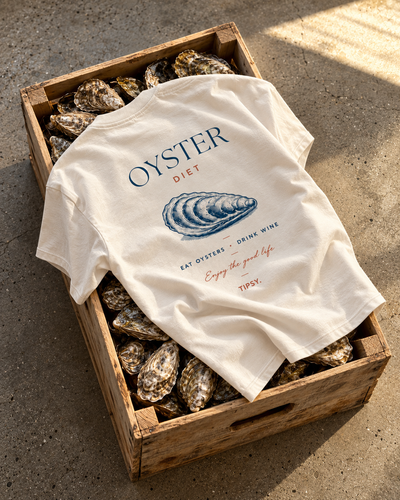 T-shirt Oyster Diet — photo d’ambiance et détail du motif