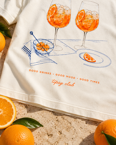 T-shirt Spritz Club — photo d’ambiance et détail du motif