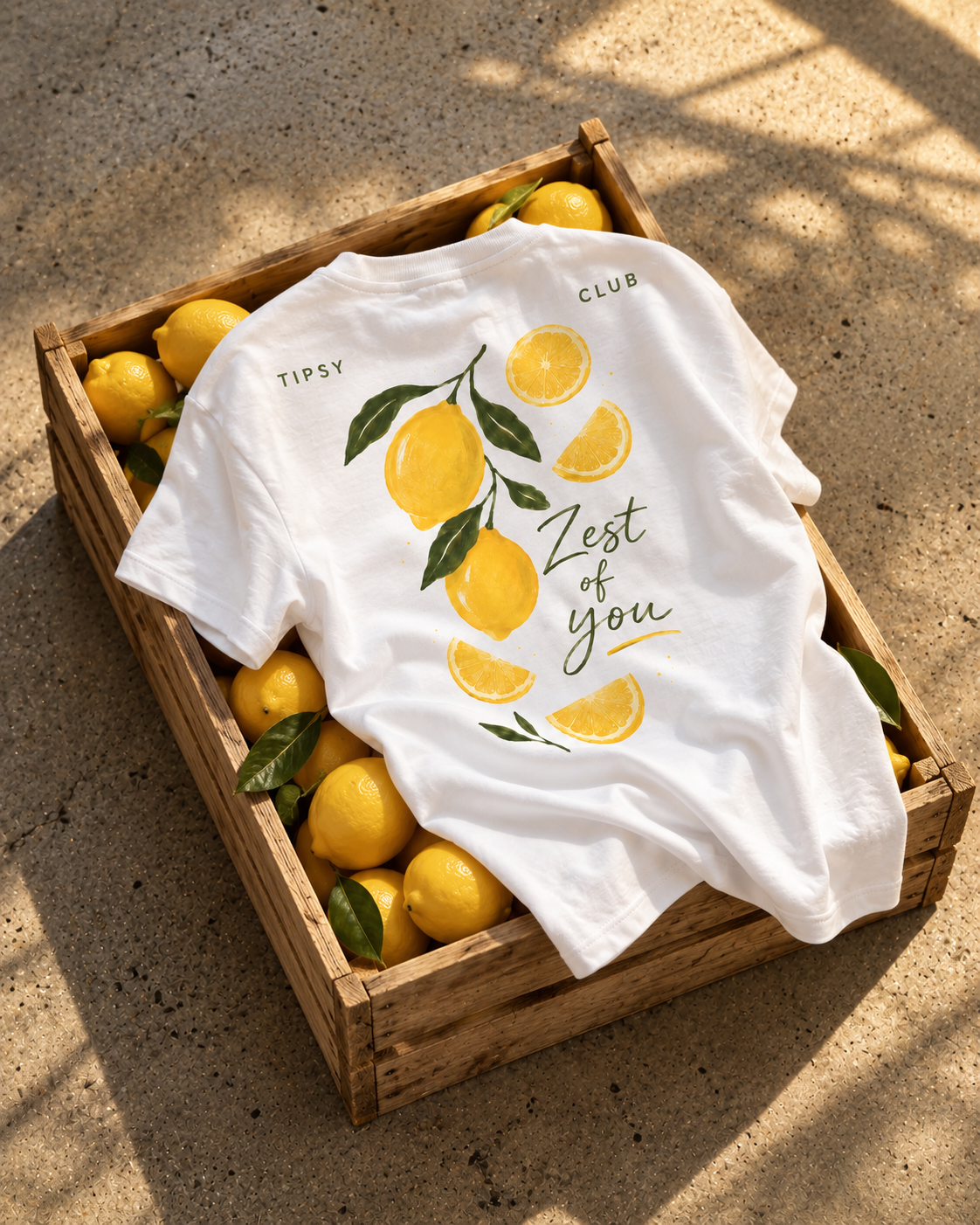 T-shirt Zest of You — photo d’ambiance et détail du motif