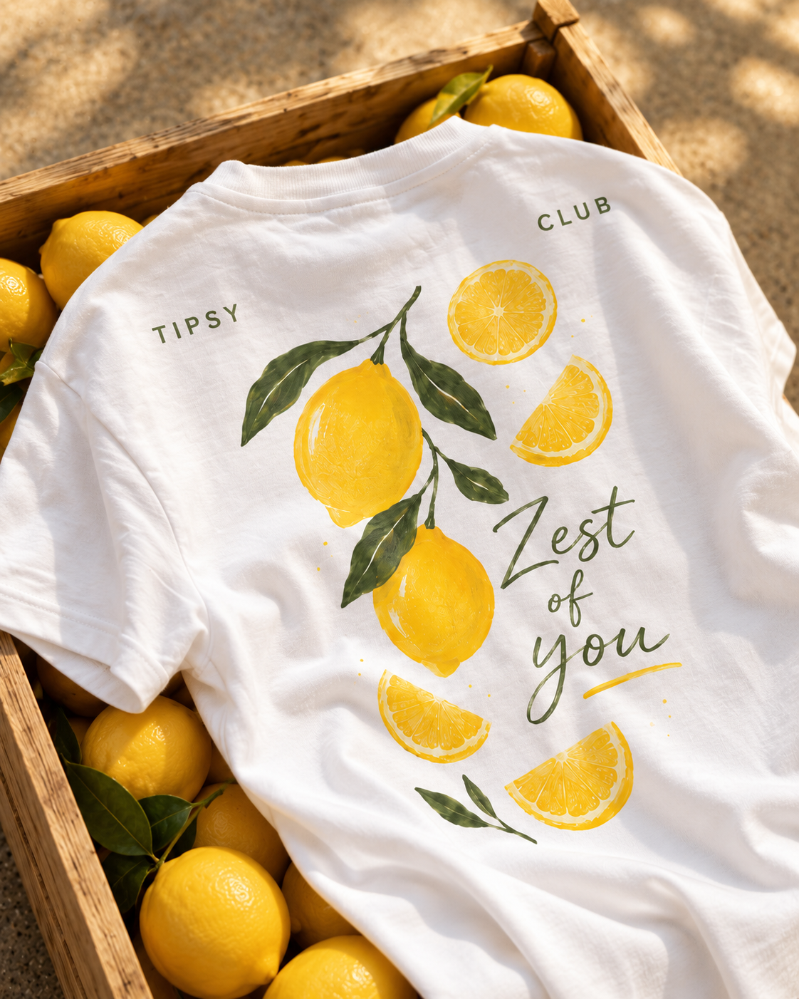 T-shirt Zest of You — photo d’ambiance et détail du motif